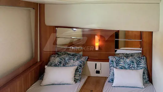 Camarote duplo INTERMARINE AZIMUT 680 FULL