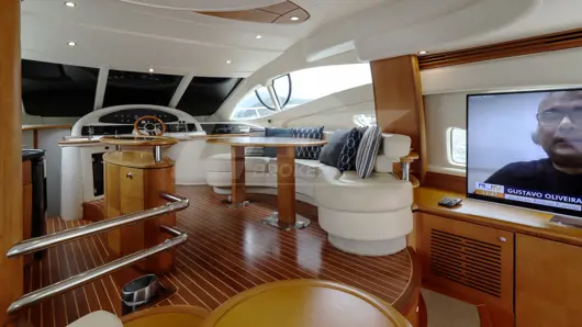 Cockpit INTERMARINE AZIMUT 600 FULL