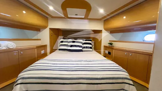 SUITE PROA FERRETTI 70