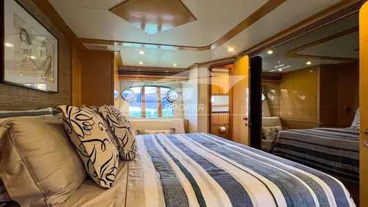 SUITE MEIA-NAU FERRETTI 70